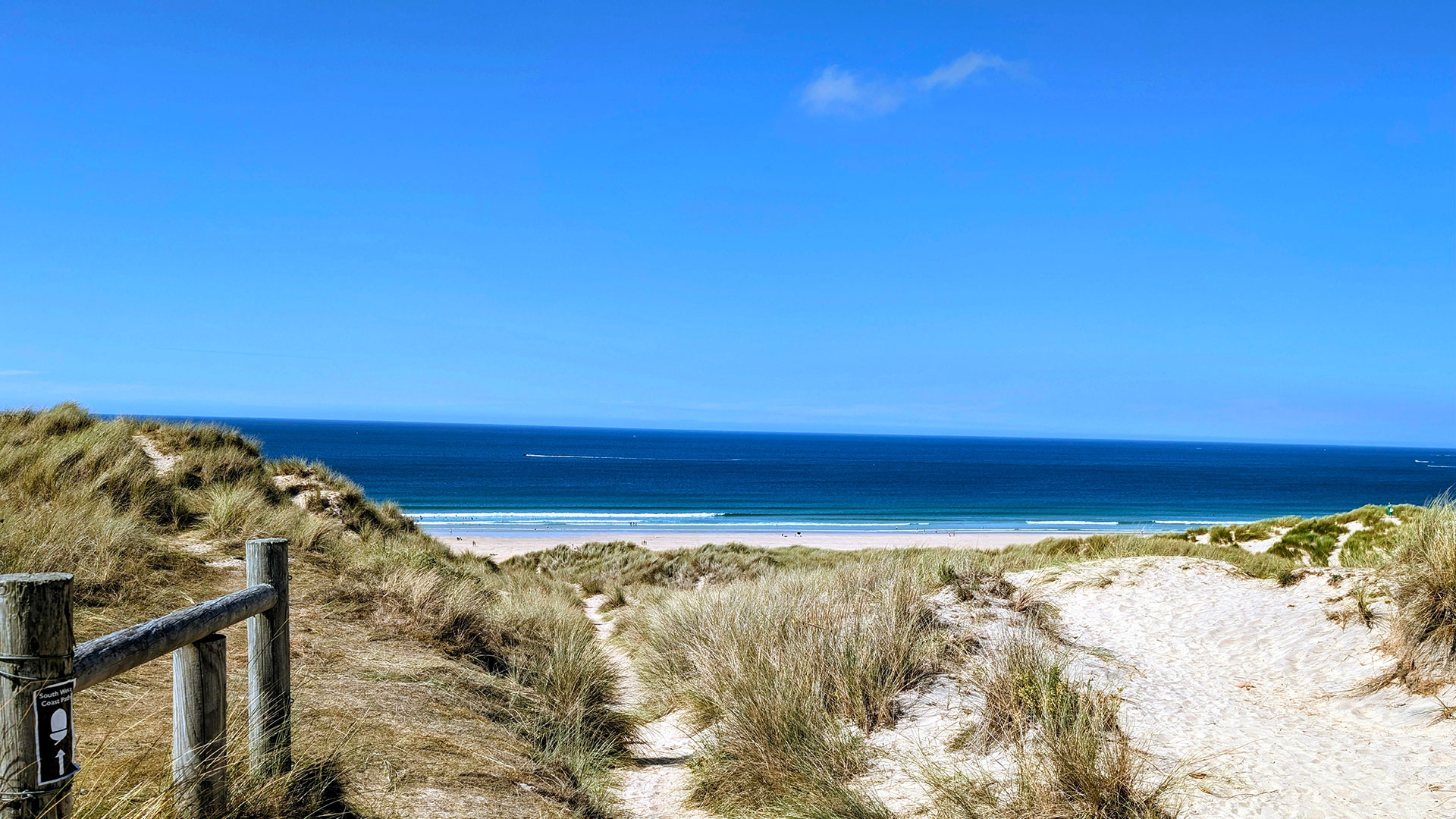 Spring Awakens Cornwall: Best Coastal Walks & Sea Views Right Now